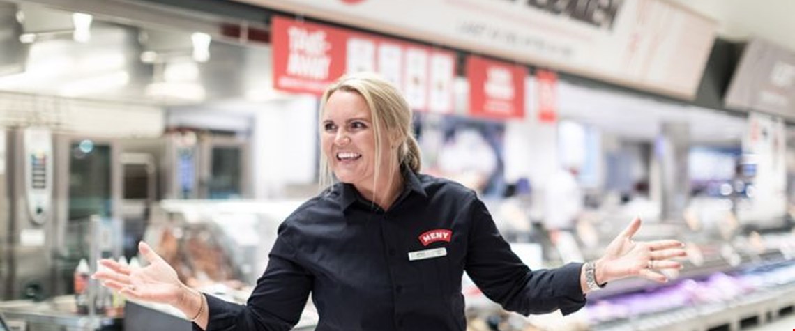 Butikksjef Monica Ervig Kjendalen i MENY Solsiden er kåret til Årets butikksjef