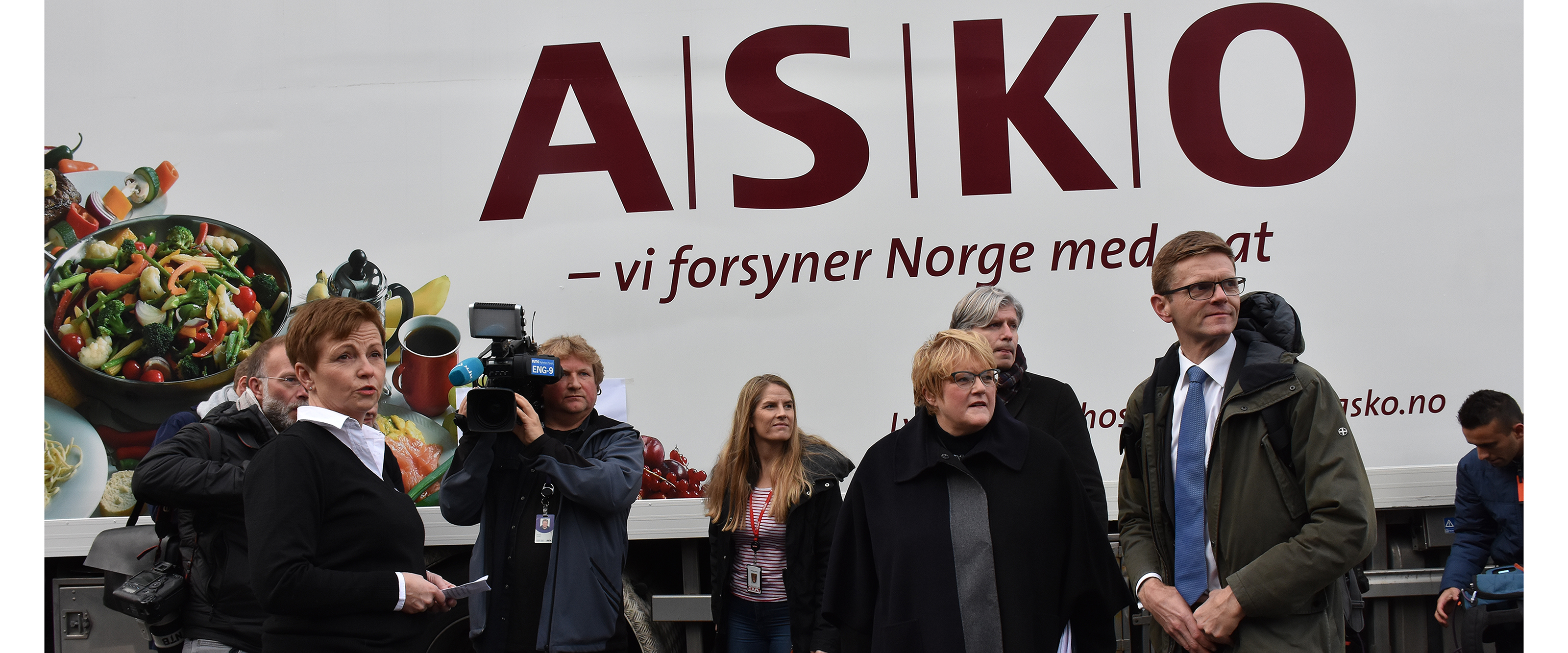  Venstre avhold pressekonferanse i ASKOs lokaler